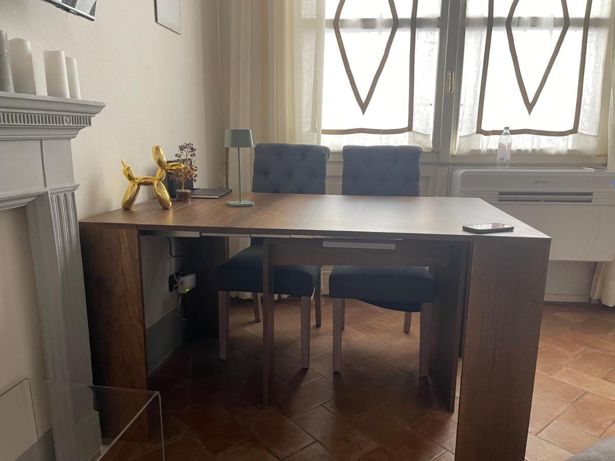 Unique And Antique Apartment Florencie Exteriér fotografie